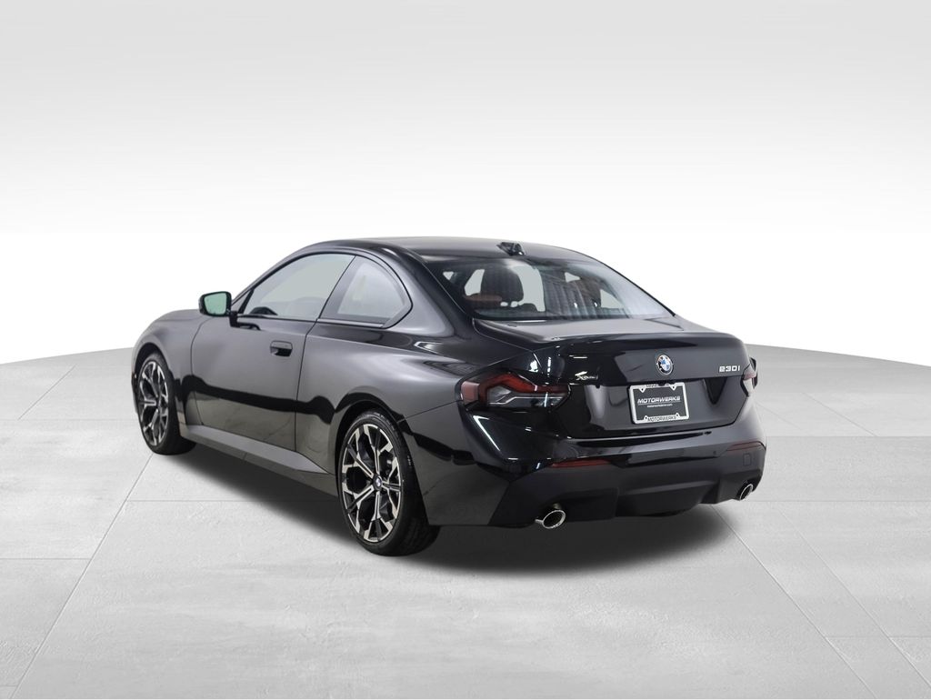 Thumbnail: 2025 BMW 2 Series - 3