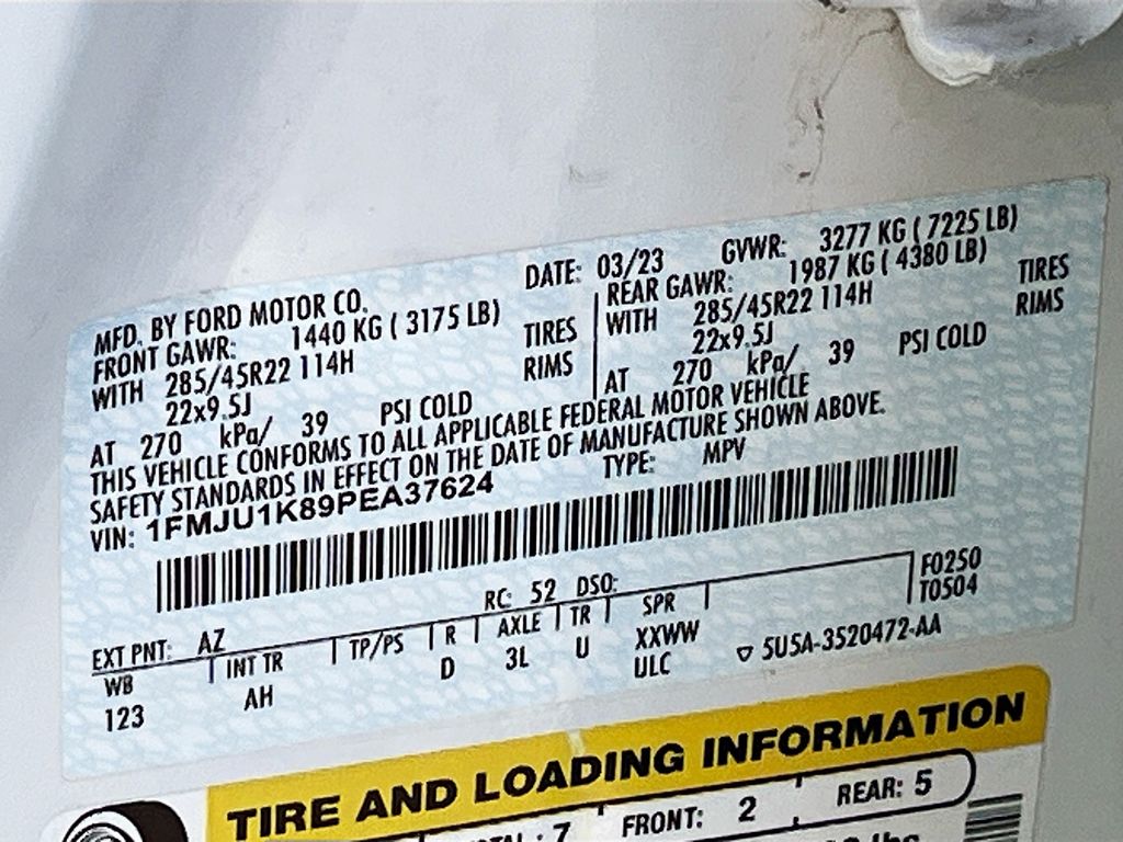 Used 2023 White Ford Limited image 35