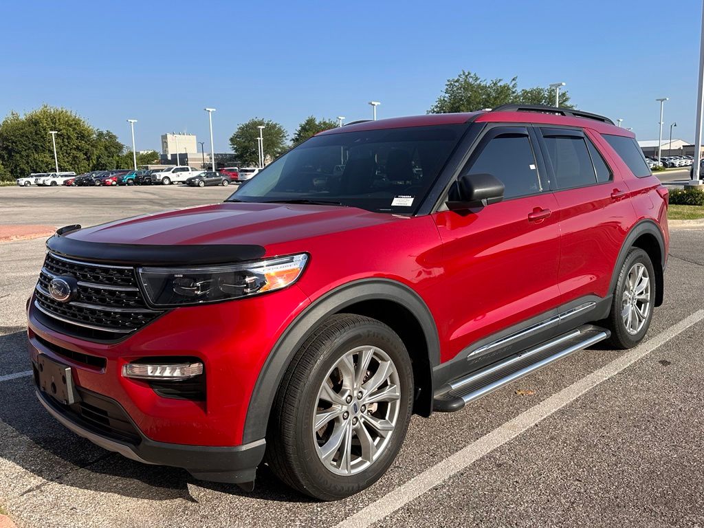 Rapid Red Metallic Tinted Clearcoat 2021 Ford Explorer SUV / Crossover All-Wheel Drive Automatic