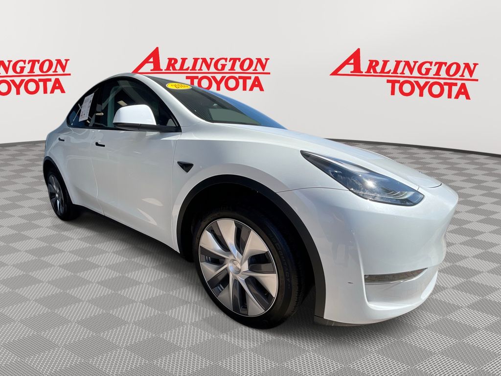 2023 Tesla Model Y Long Range's photo