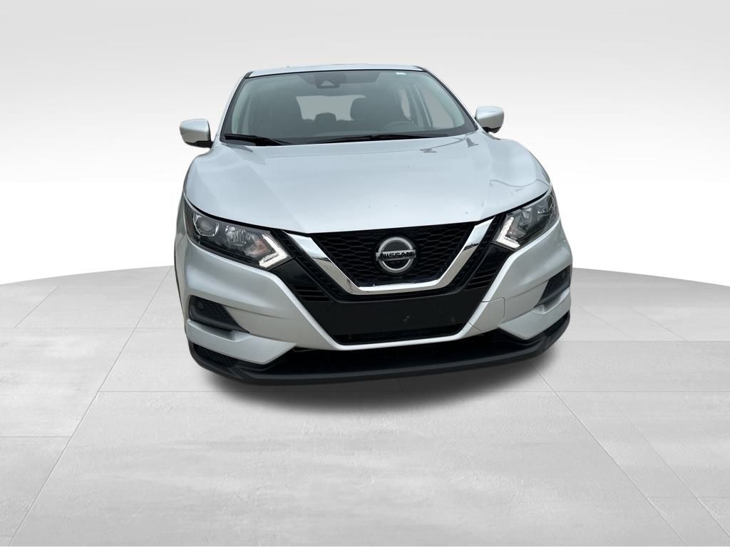 2020 Nissan Rogue Sport S 2