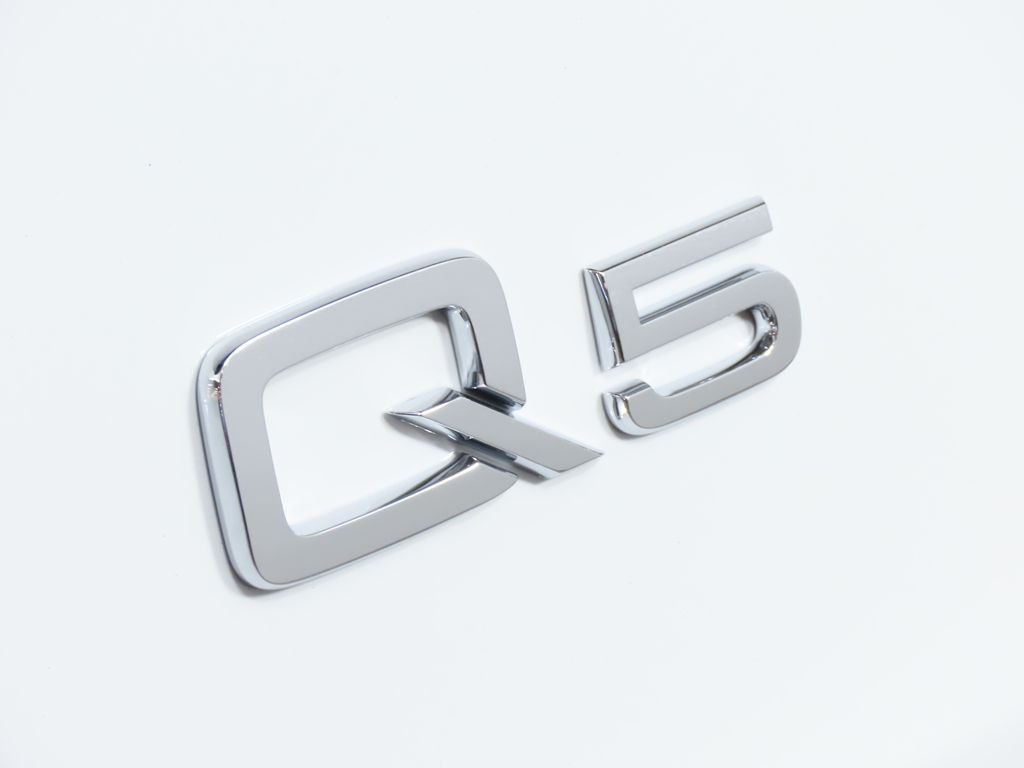 2024 Audi Q5 e  9