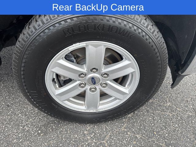 View vehicle photo 3