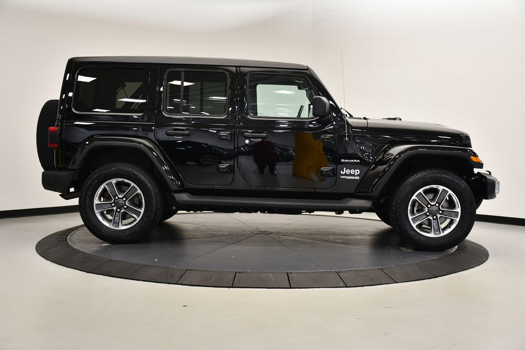 2021 Jeep Wrangler Unlimited Sahara 6