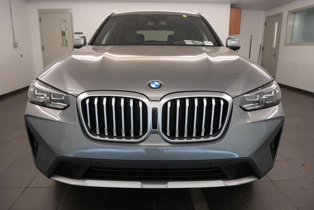 2023 BMW X3 sDrive30i 8
