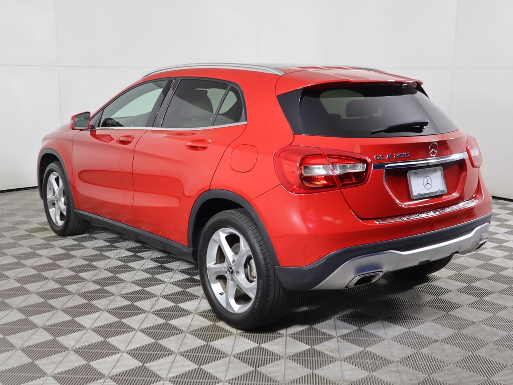 Thumbnail: 2019 Mercedes-Benz GLA - 7