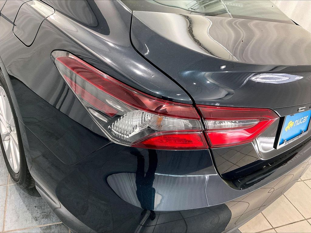 2021 Toyota Camry — photo 33