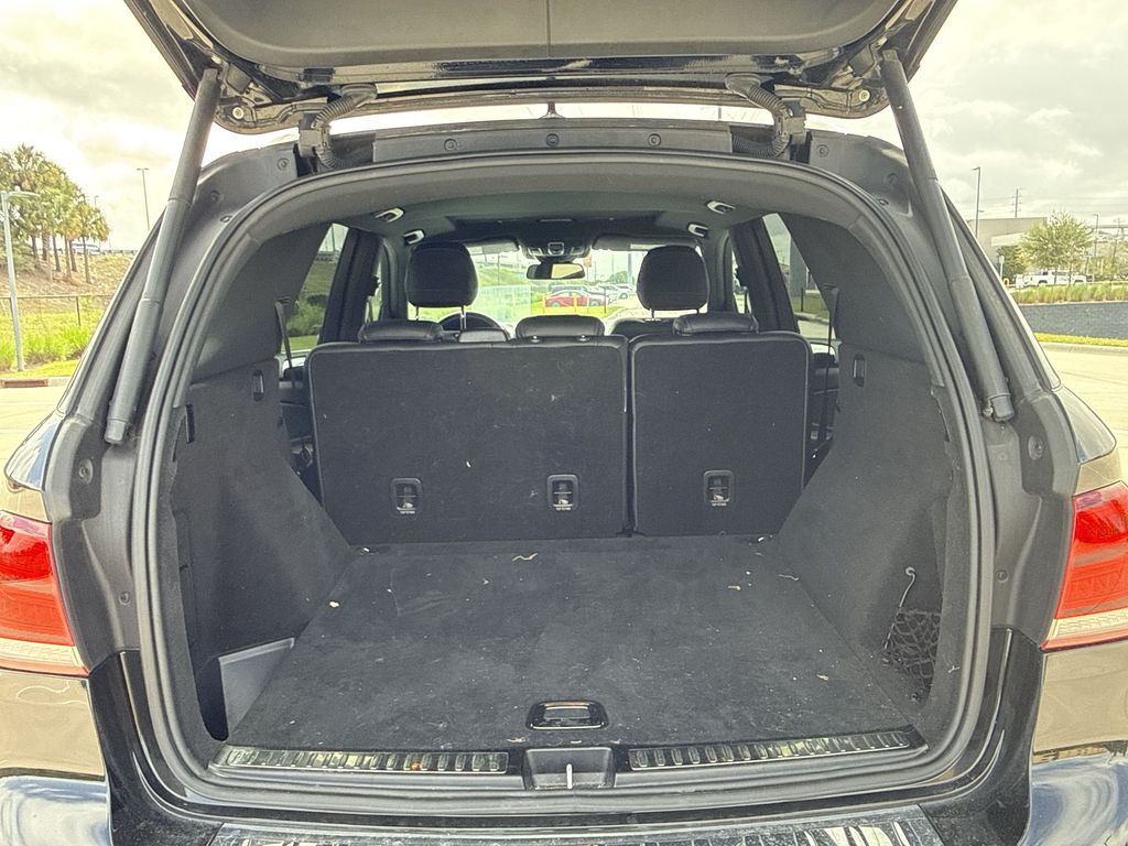 Thumbnail: 2017 Mercedes-Benz GLE - 13