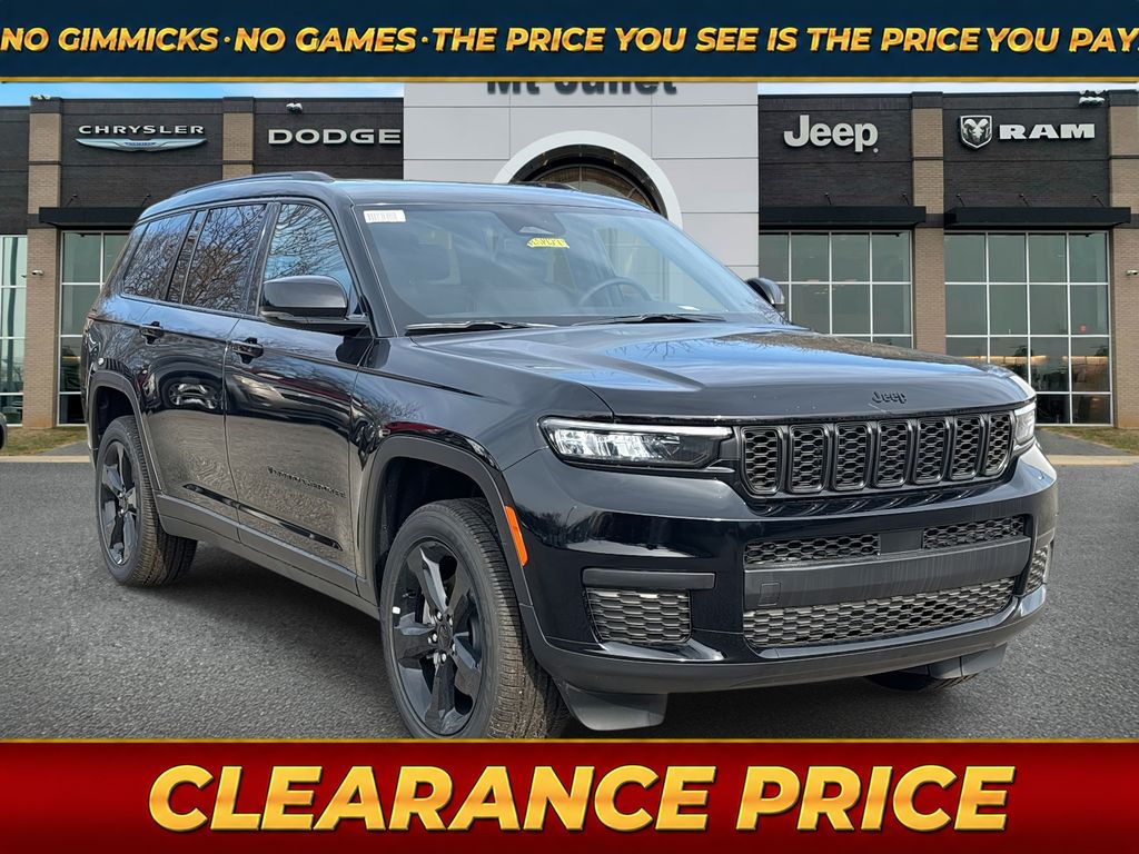 Diamond Black Crystal Pearlcoat 2025 Jeep Grand Cherokee L SUV / Crossover Four-Wheel Drive 8-Speed Automatic