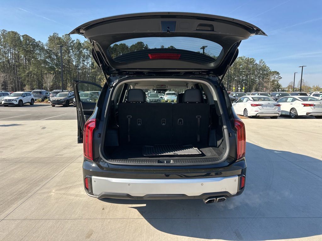 2023 Ebony Black Kia Telluride S AWD SUV