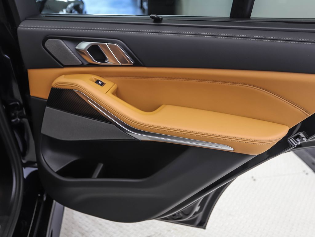 Thumbnail: 2026 BMW X5 - 25