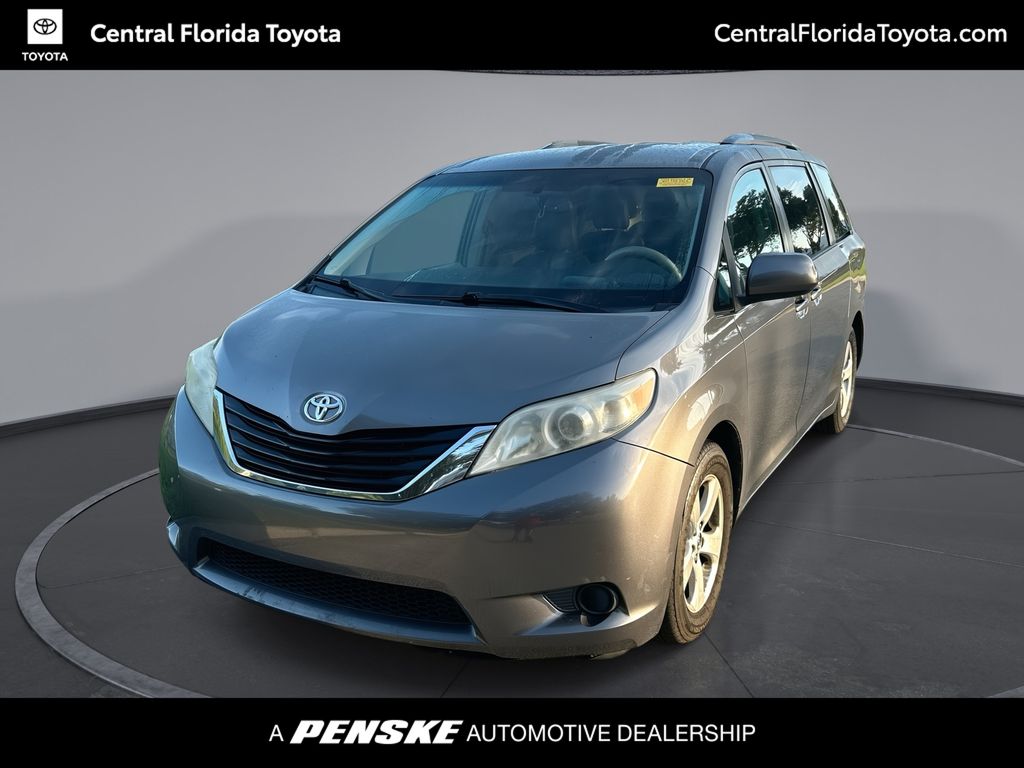2014 Toyota Sienna LE -
                  Orlando, FL