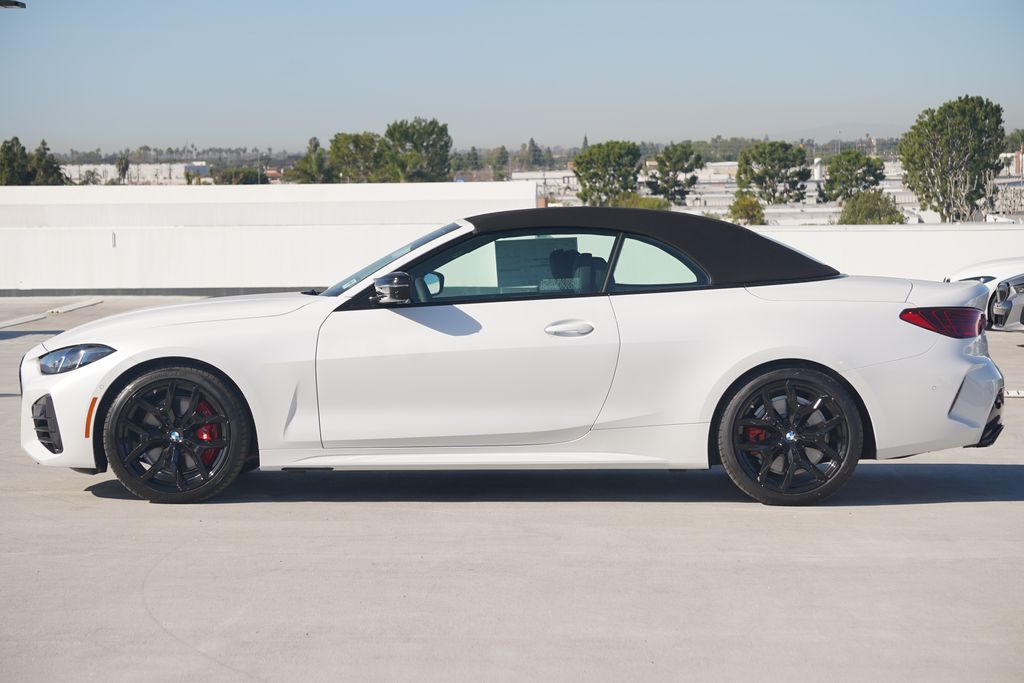 Thumbnail: 2026 BMW 4 Series - 5