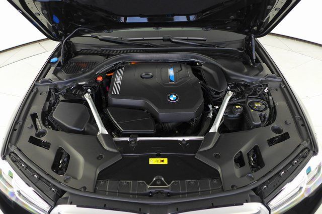 2021 BMW 5 Series 530e iPerformance 6