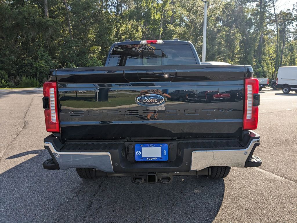 2025 Ford F-250 Super Duty Lariat