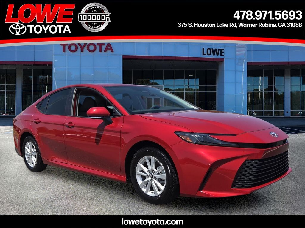 2025 Toyota Camry LE