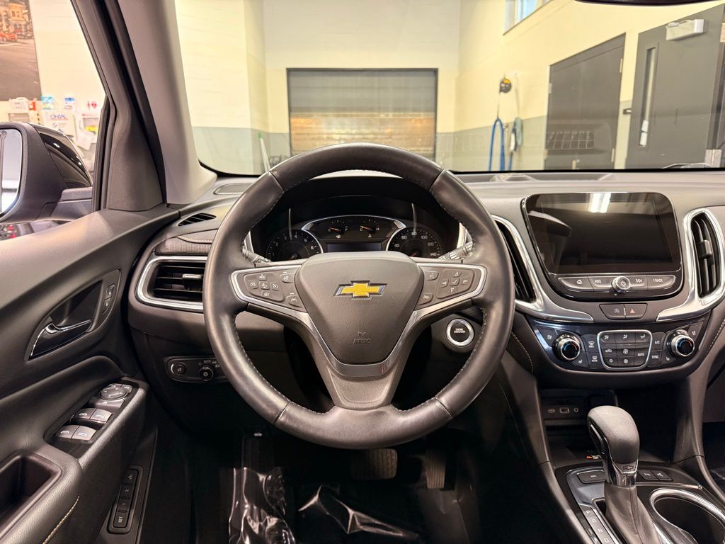 Thumbnail: 2022 Chevrolet Equinox - 23