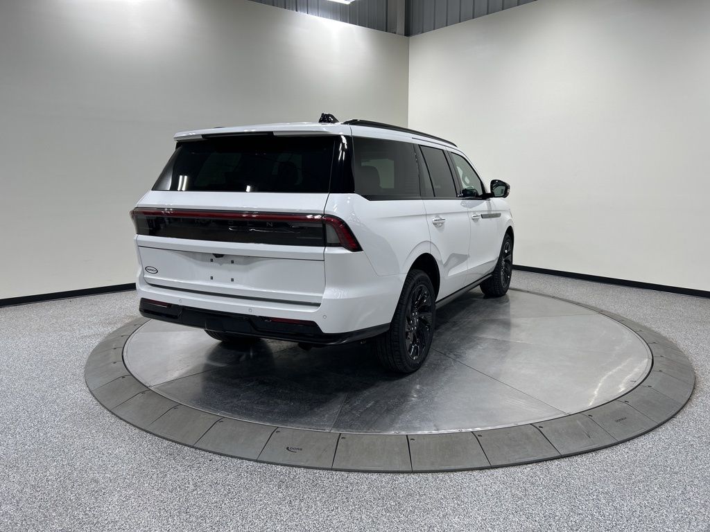 new 2026 Lincoln Navigator car, priced at $106,480