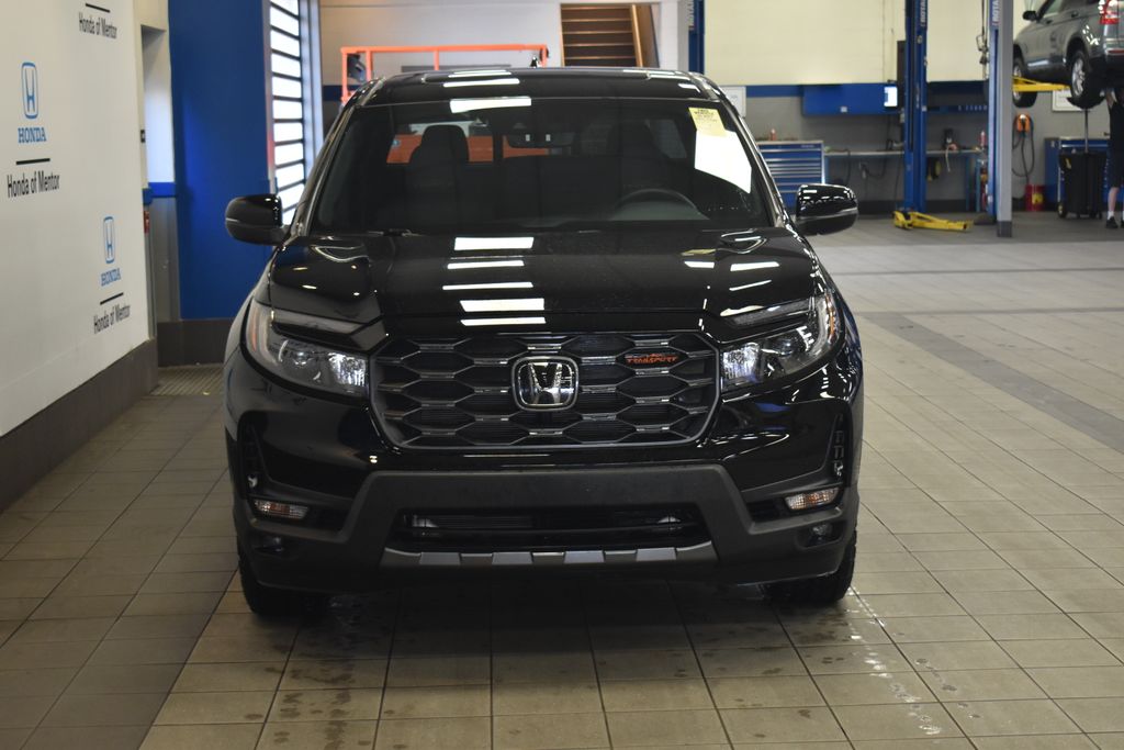 Thumbnail: 2025 Honda Ridgeline - 2