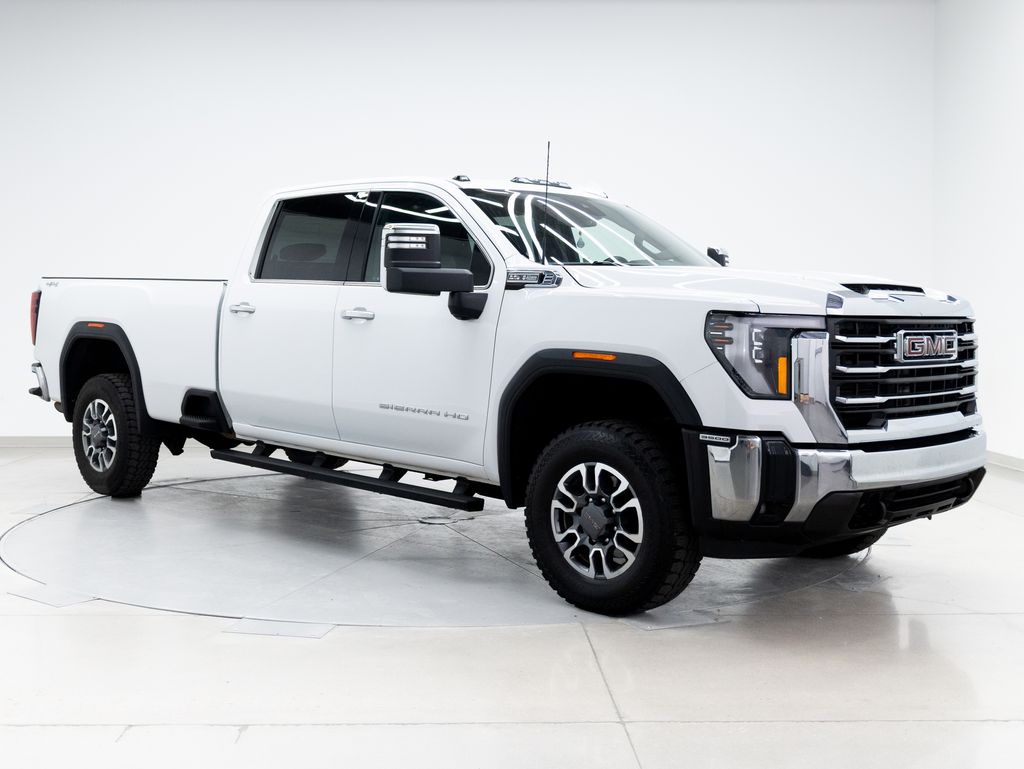 2024 GMC Sierra 3500HD SLT Crew Cab 4WD