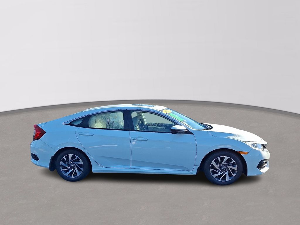 Thumbnail: 2017 Honda Civic - 4