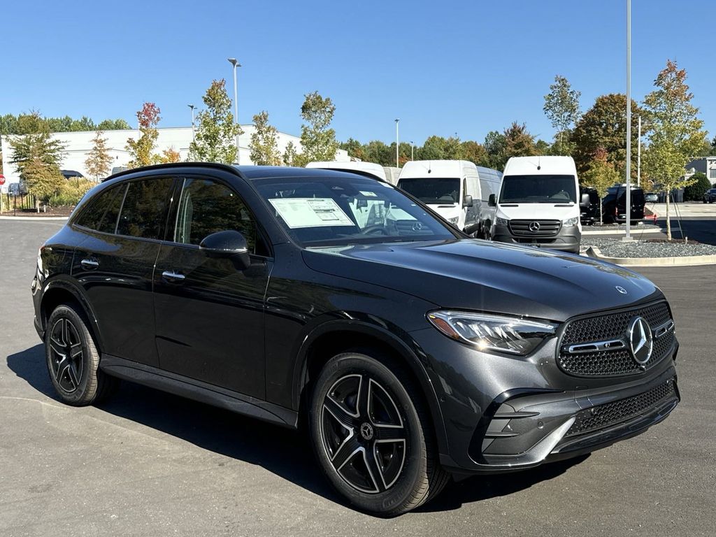 2025 Mercedes-Benz GLC GLC 300 2