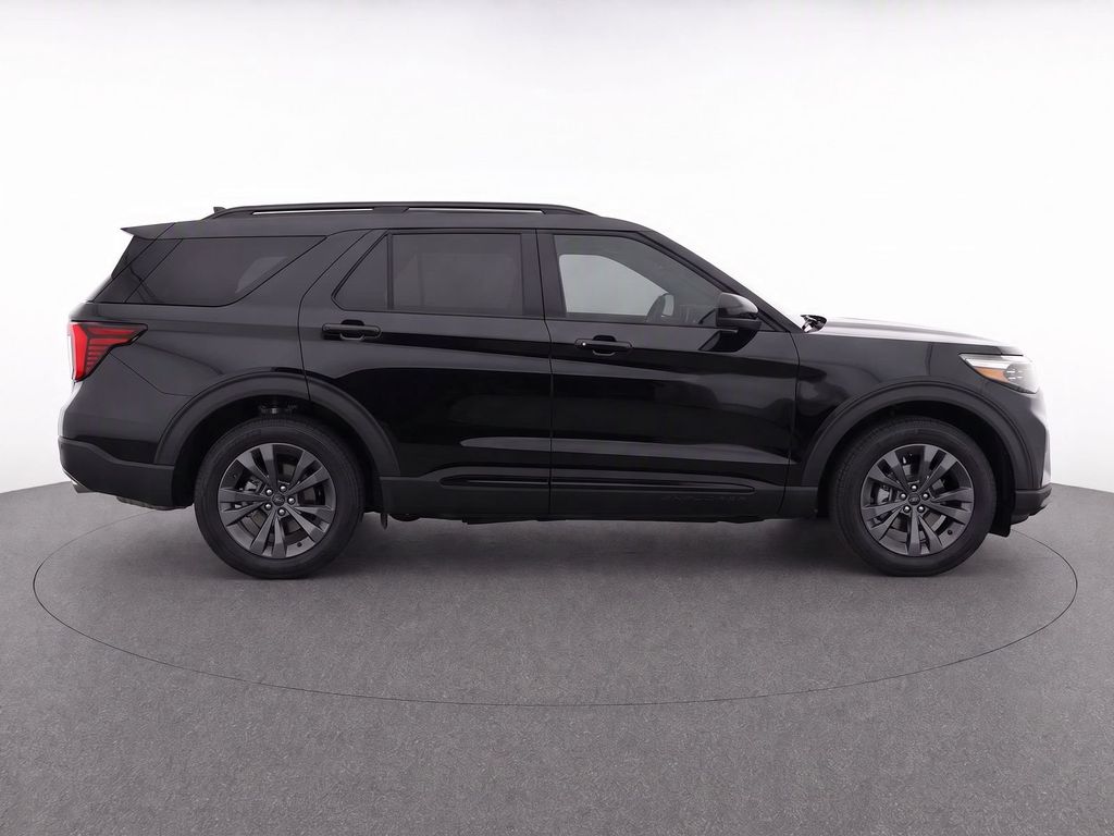 New 2026 Agate Black Metallic Ford Active image 8
