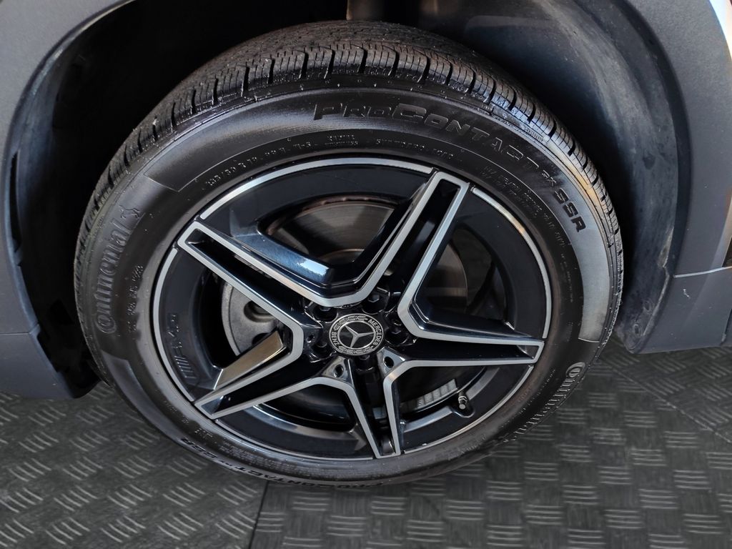 2021 Mercedes-benz Glb  Glb 250 In Austin, Texas