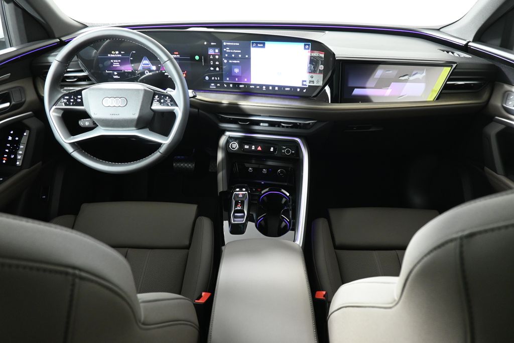 Thumbnail: 2025 Audi Q5 - 4