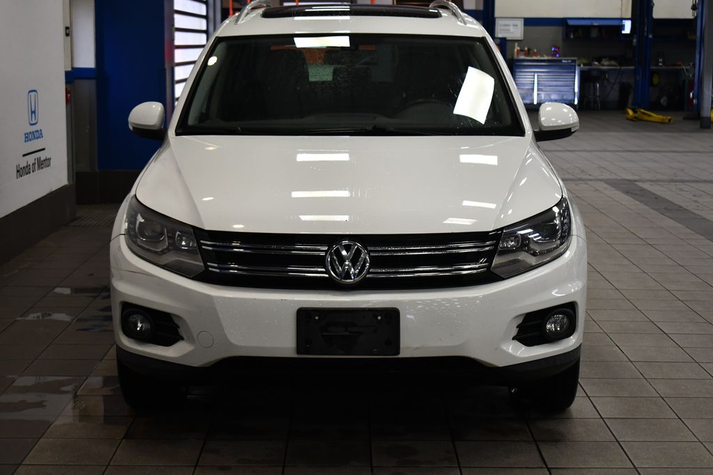 Thumbnail: 2016 Volkswagen Tiguan - 2