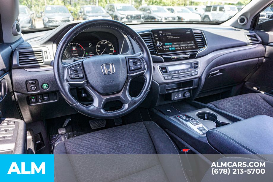 Used 2025 White Honda Sport image 27