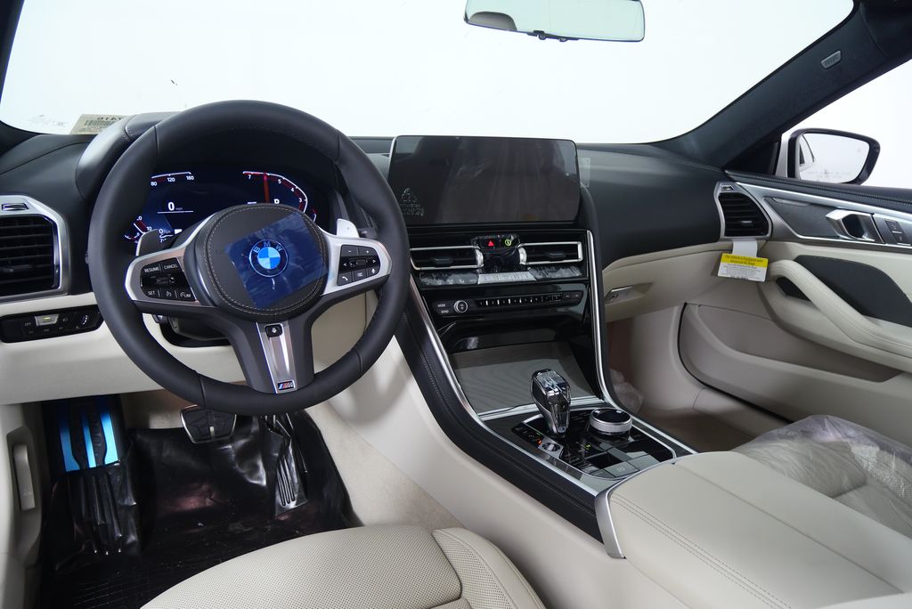 Thumbnail: 2026 BMW 8 Series - 21