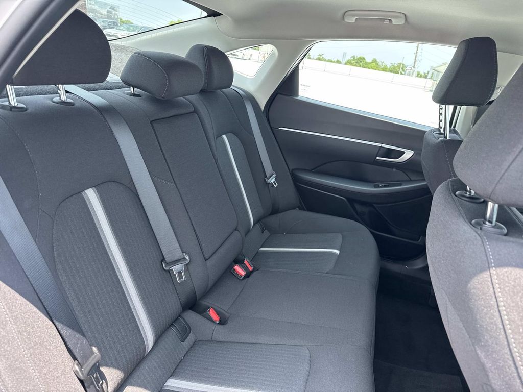2025 Hyundai Sonata SEL - 8