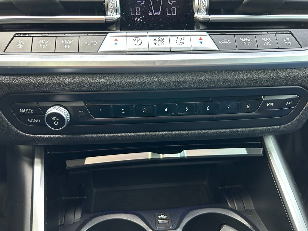 Thumbnail: 2022 BMW M4 - 26