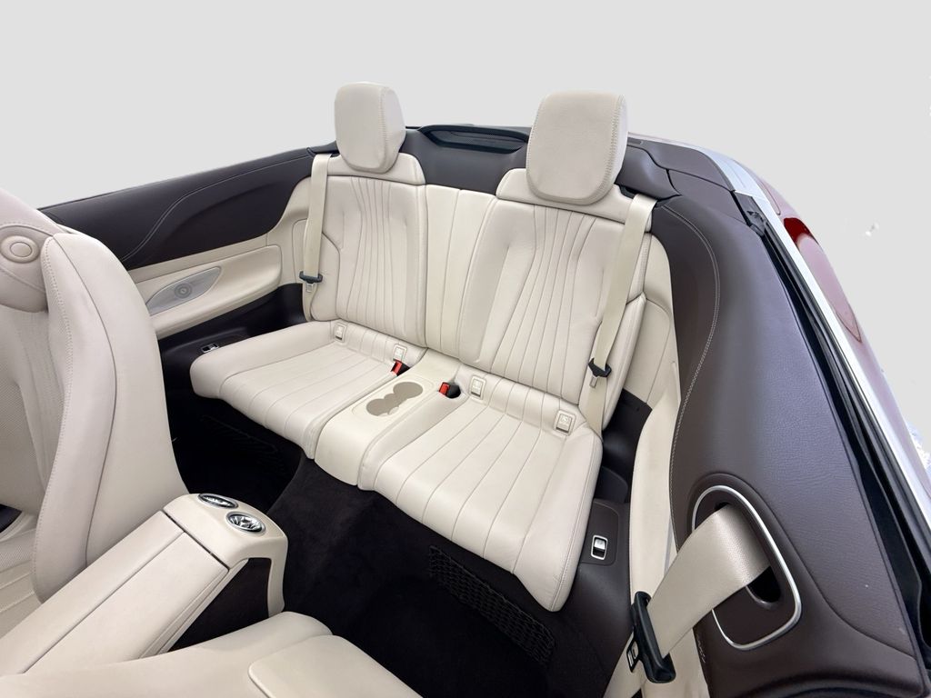 Thumbnail: 2018 Mercedes-Benz E-Class - 19