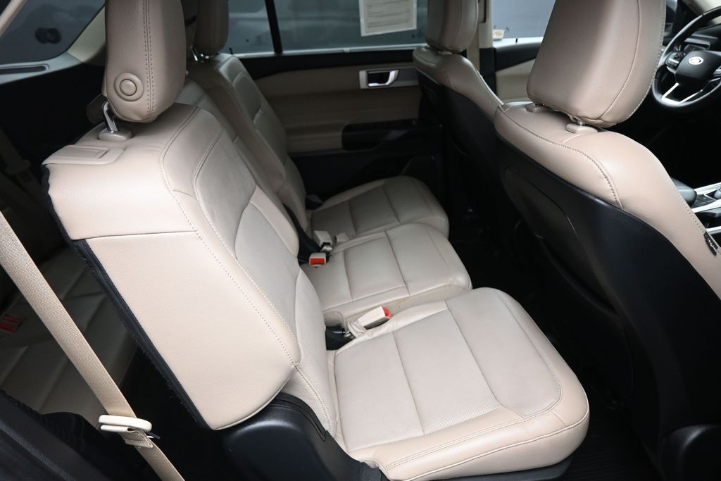 2020 Ford Explorer Limited Silver at Matthews Motors of Wilmington