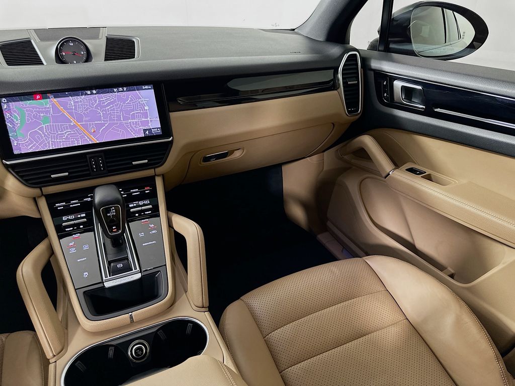 Thumbnail: 2019 Porsche Cayenne - 23