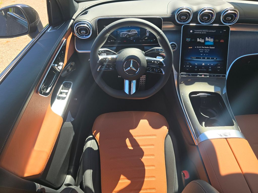 New 2026 Black Mercedes-Benz GLC 300 image 27