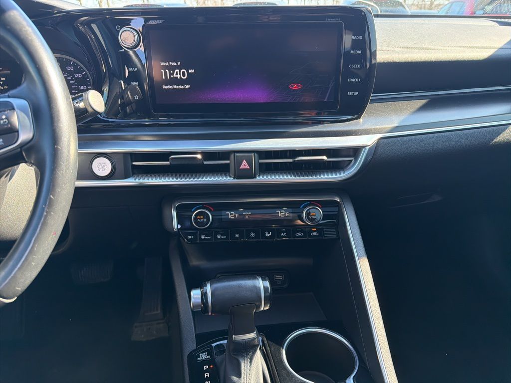 Thumbnail: 2022 Kia K5 - 16