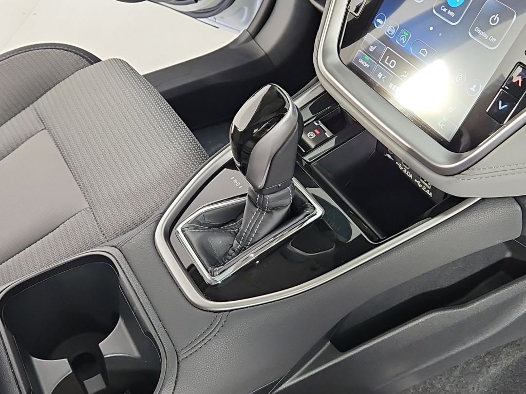 Thumbnail: 2025 Subaru Outback - 15
