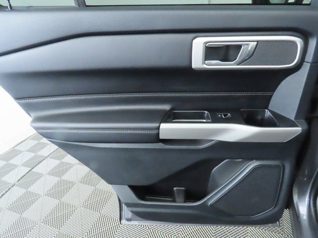 Thumbnail: 2022 Ford Explorer - 27