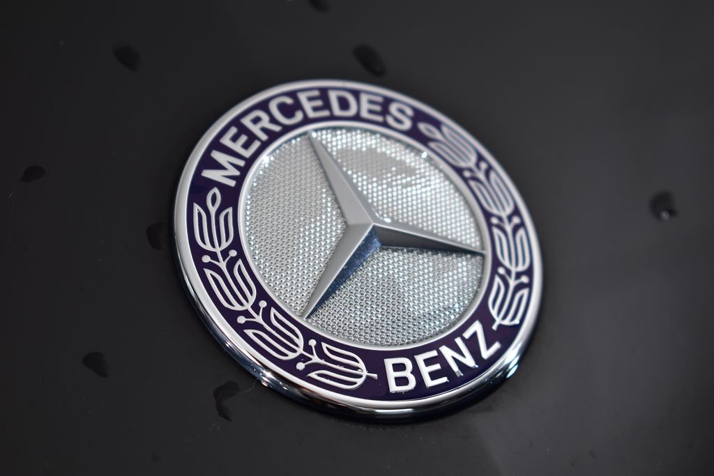 Thumbnail: 2016 Mercedes-Benz C-Class - 10