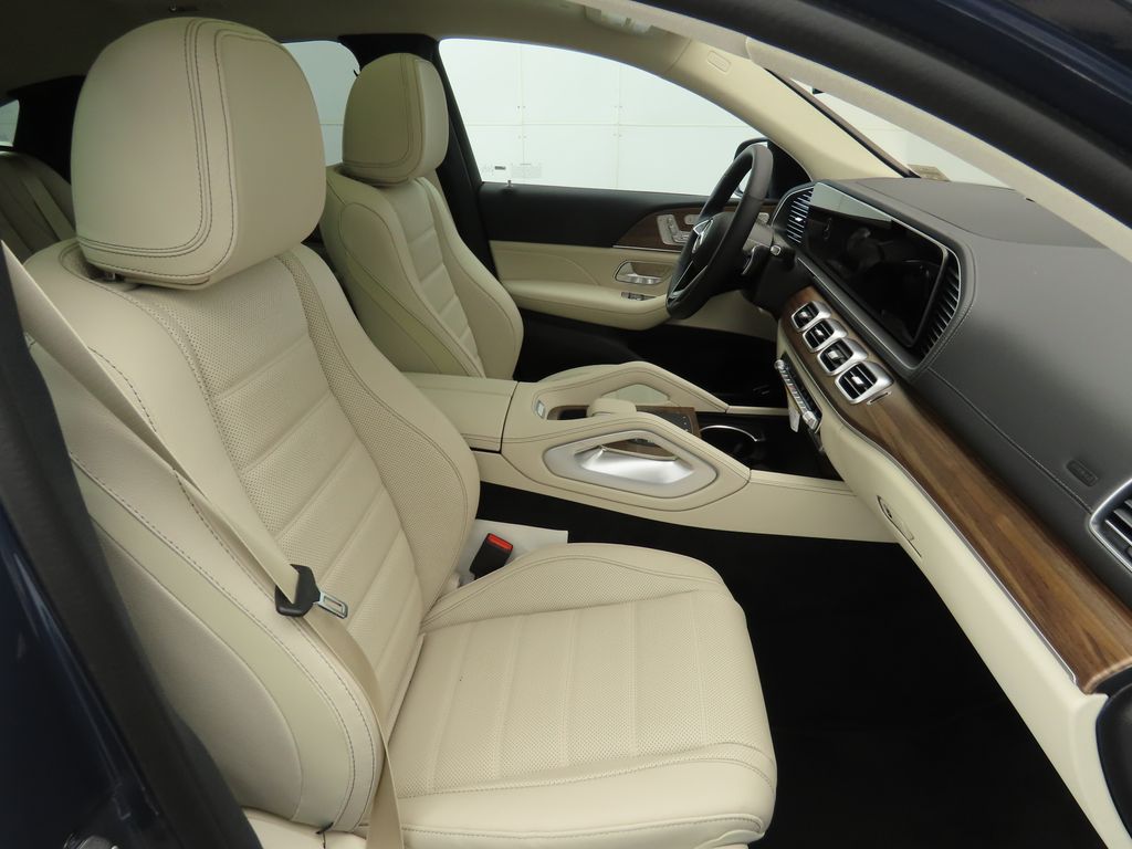 Thumbnail: 2026 Mercedes-Benz GLE - 21