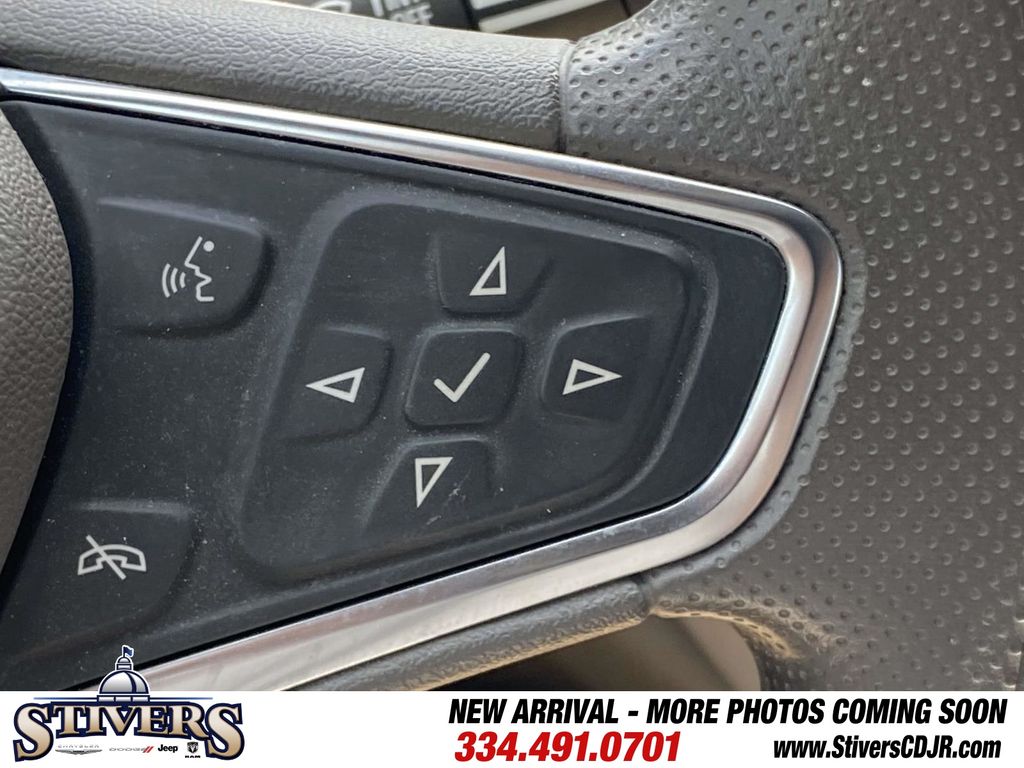 2025 Lakeshore Blue Metallic Chevrolet Malibu LT FWD Sedan