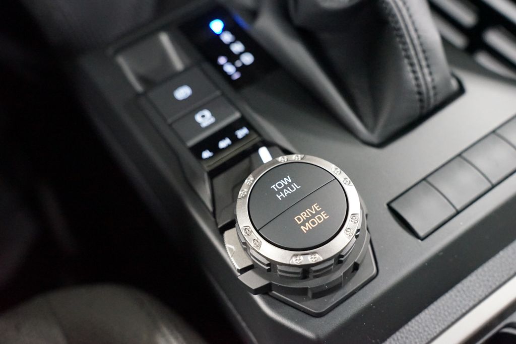 Thumbnail: 2026 Toyota 4Runner - 24