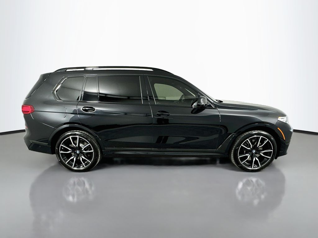 Thumbnail: 2021 BMW X7 - 4