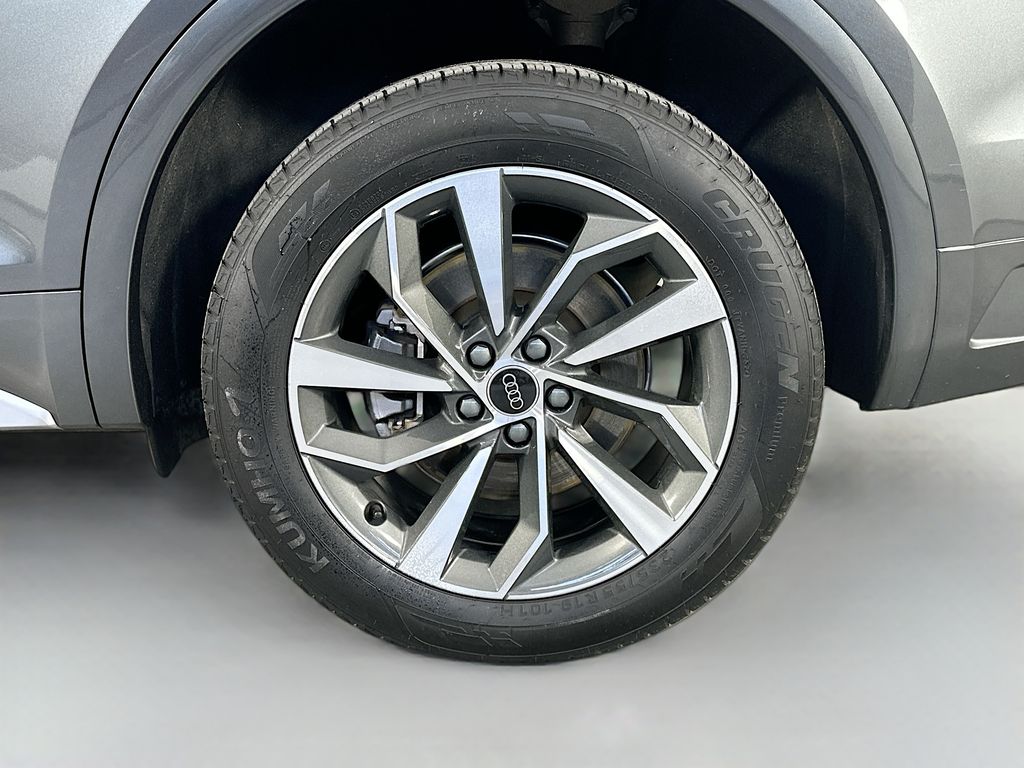 AudiQ535