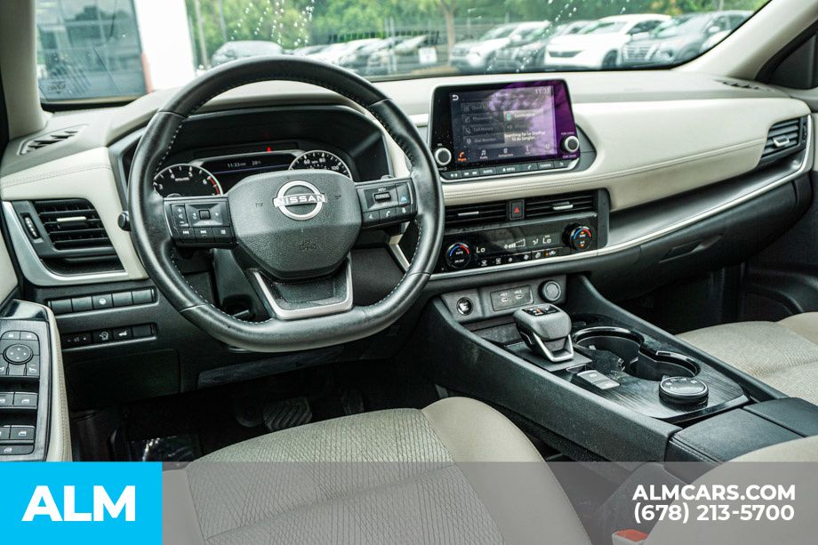 Used 2025 Black Nissan SV image 27