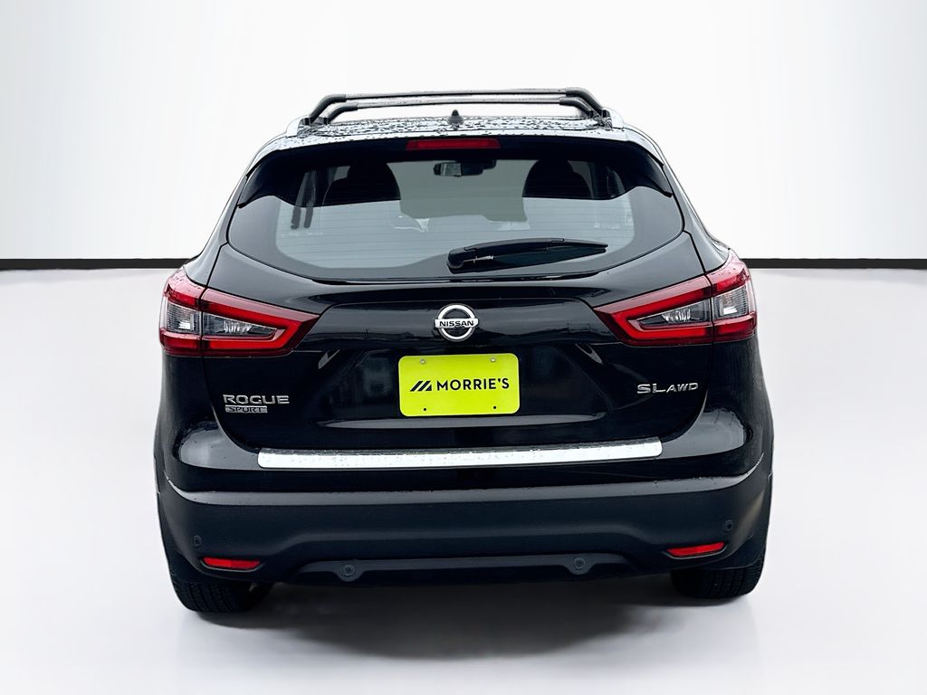 View vehicle photo 6