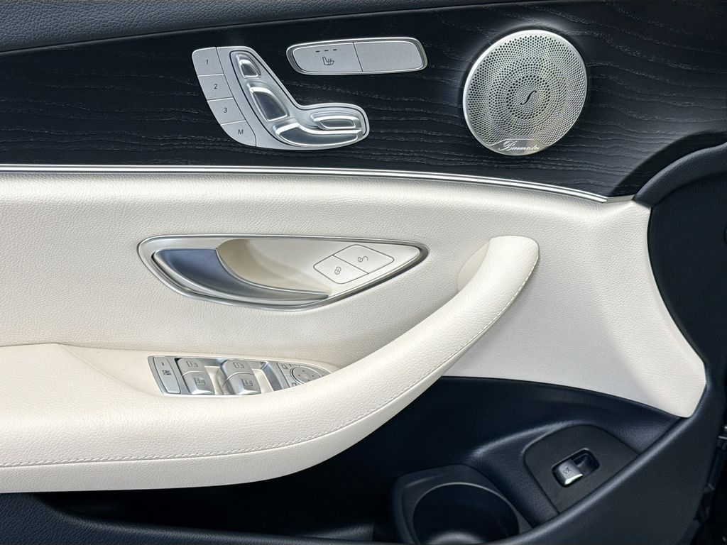 Thumbnail: 2023 Mercedes-Benz E-Class - 24